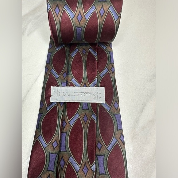 Vintage Halston silk necktie - Picture 2 of 3